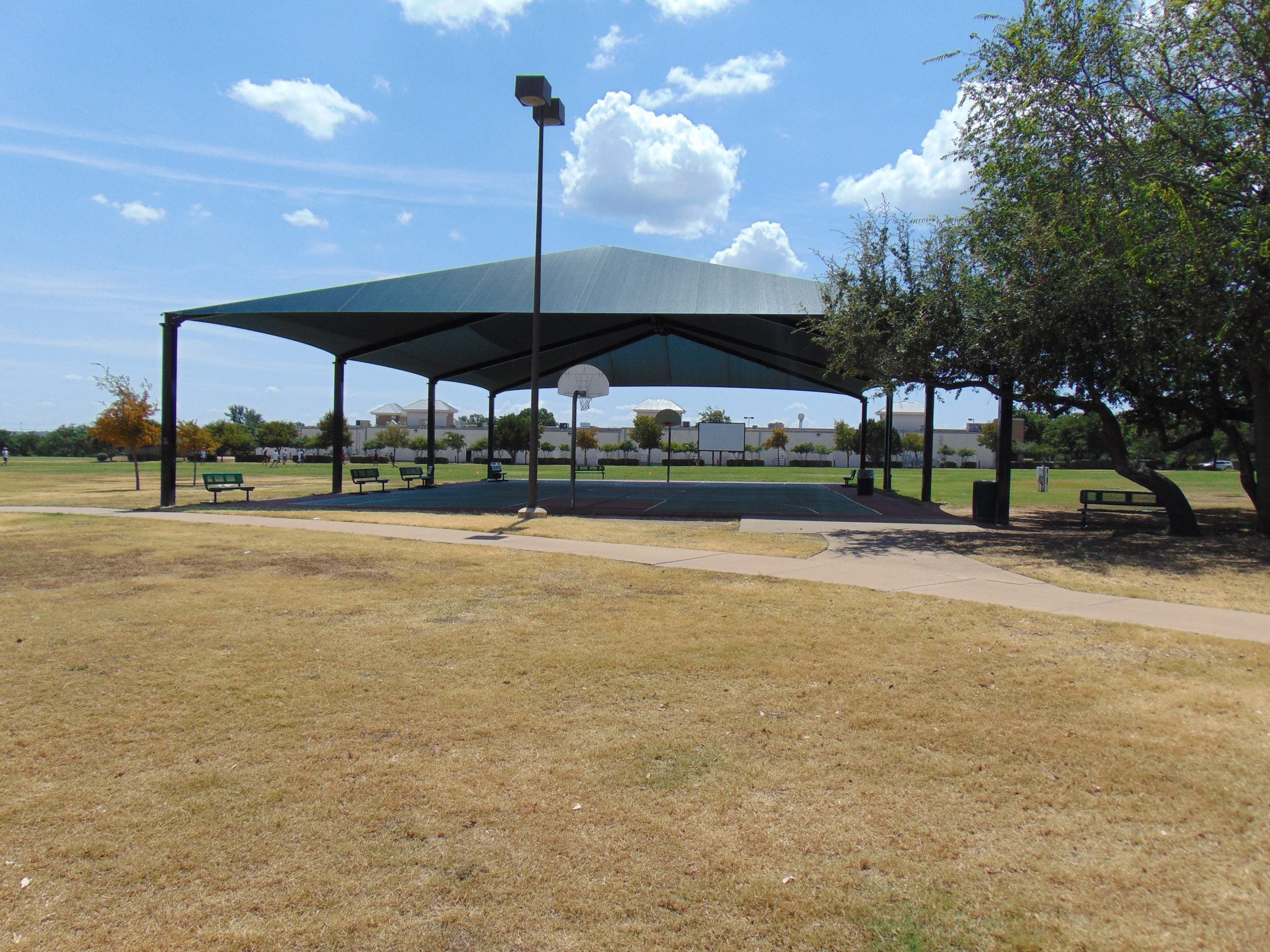 8 Post Extended Hip Shade Structure