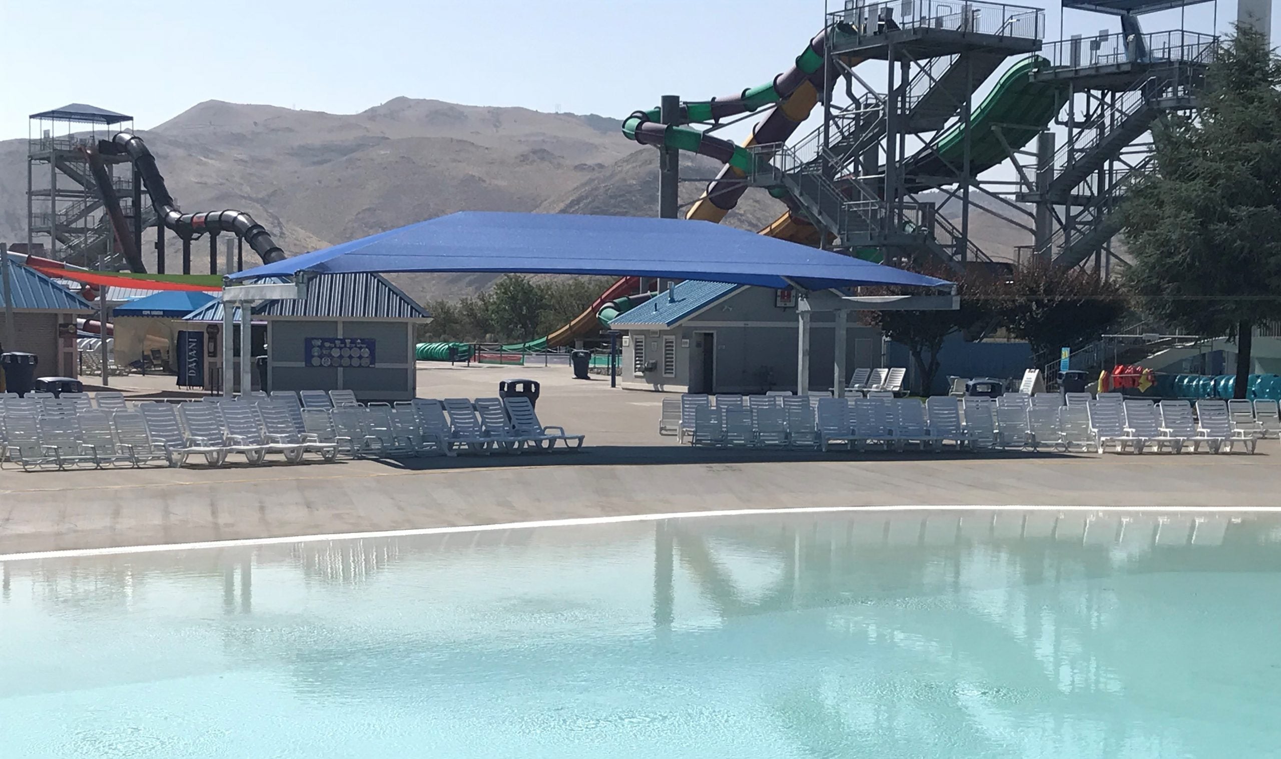 Semi Cantilever Hip Shade Structure