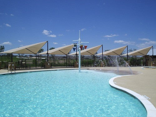 Wave Shade Structure with 4 Posts