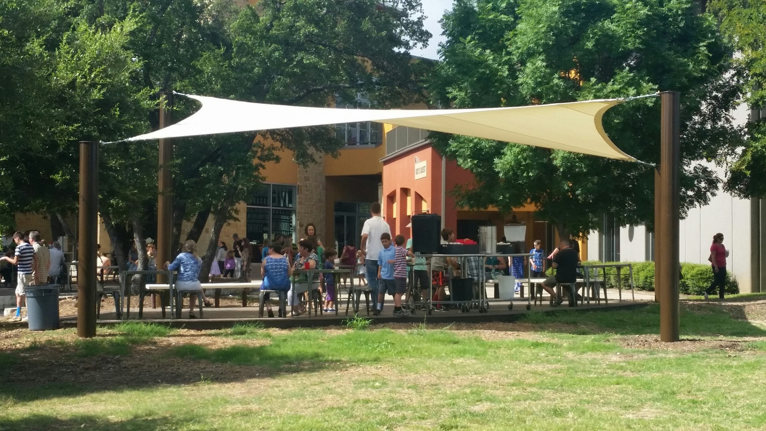 4 Point Sail Shade Structure