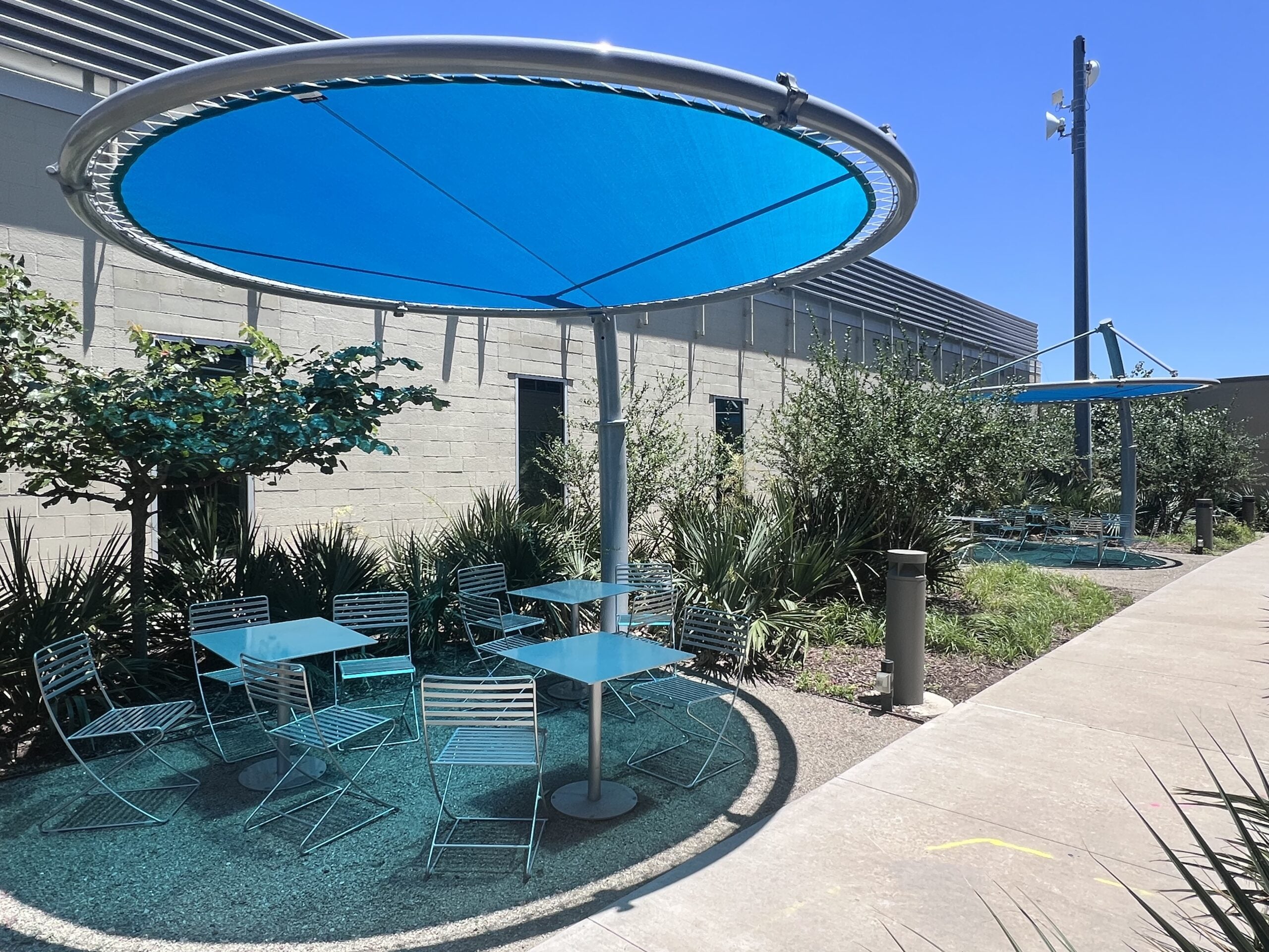 Cantilever Disc Shade Structure