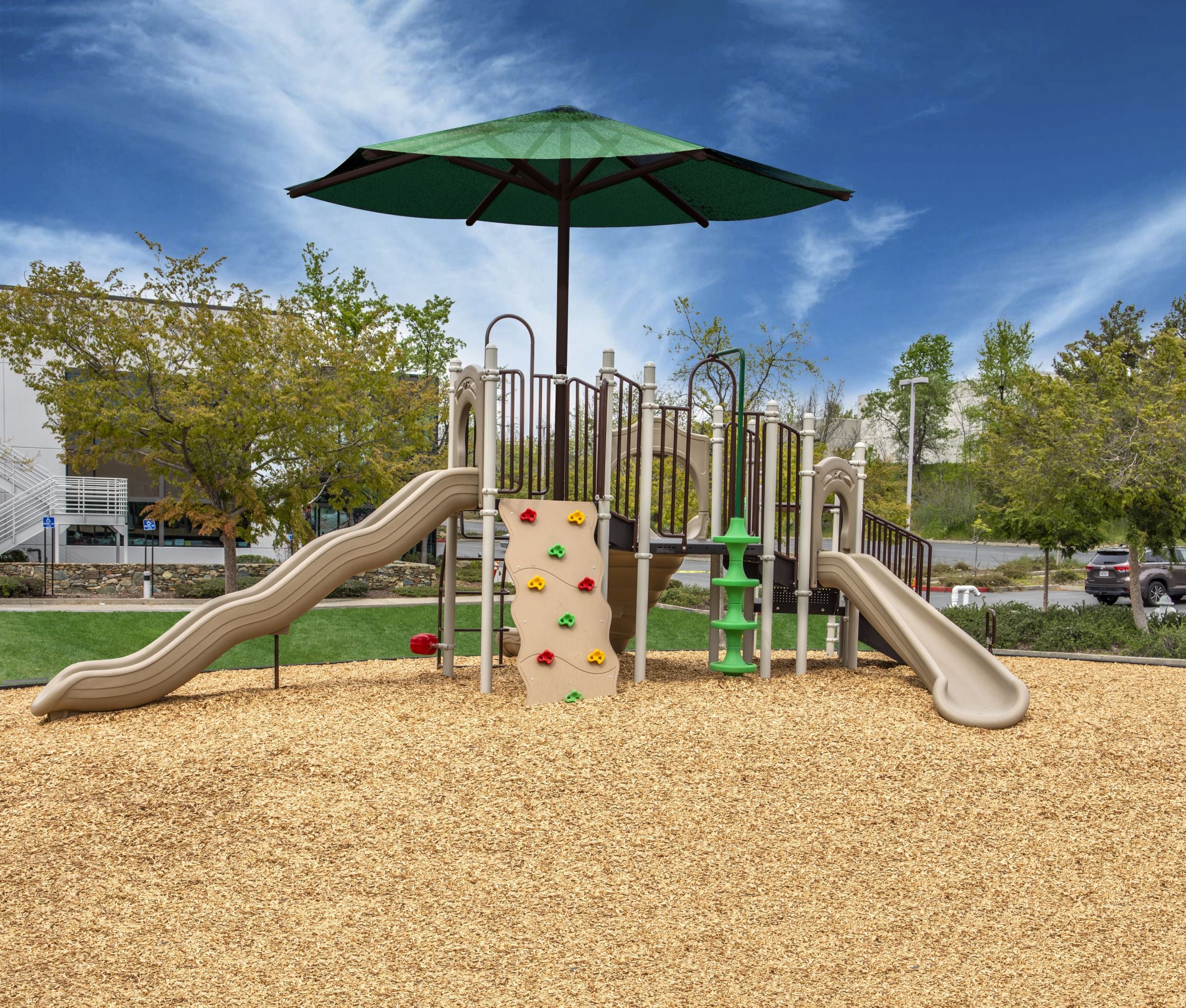 Slide Mountain Play System
