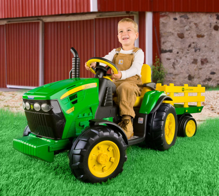John Deere Ground Force Tractor With Trailer 12-Volt Ride On