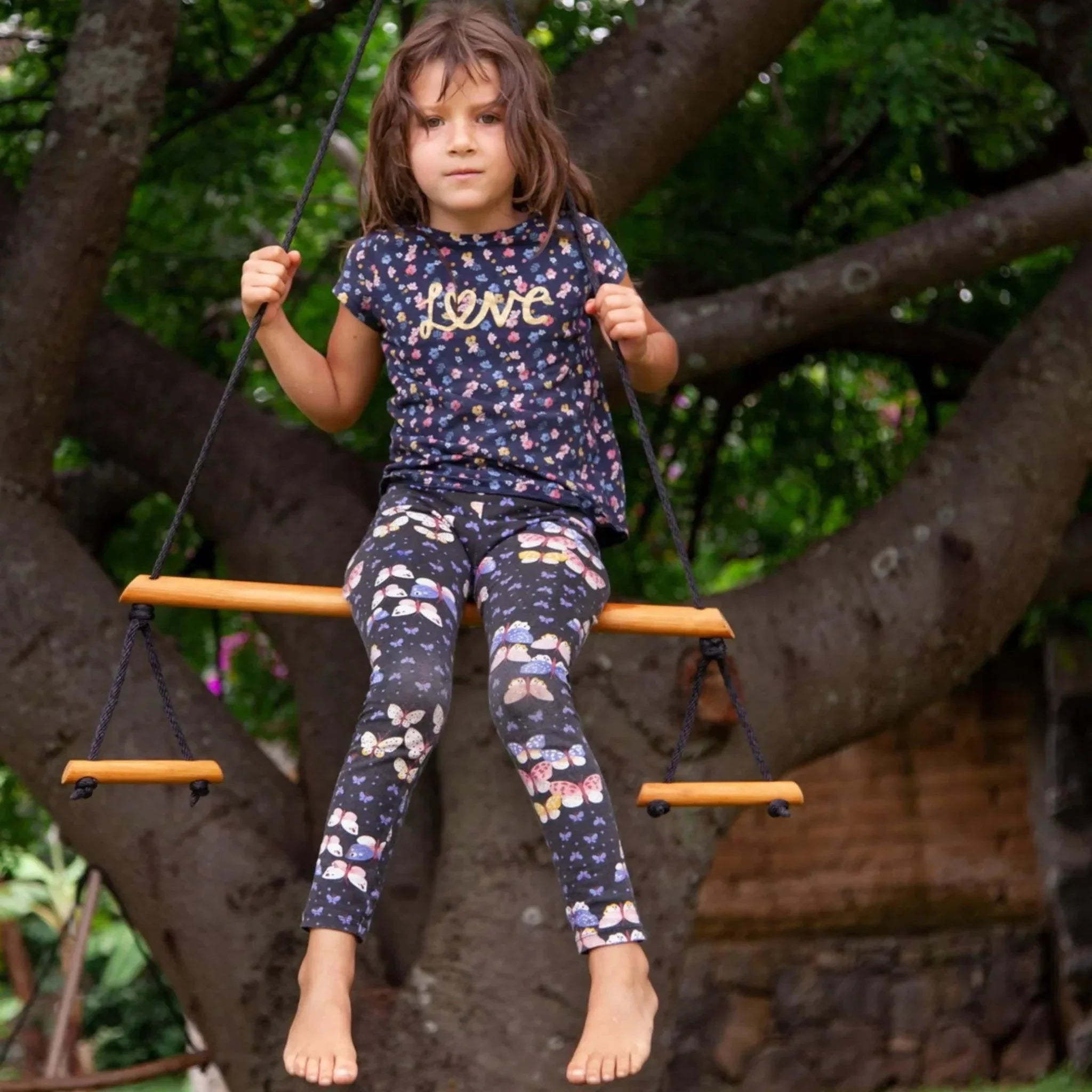 WOODEN TRAPEZE BAR by Wiwiurka Toys