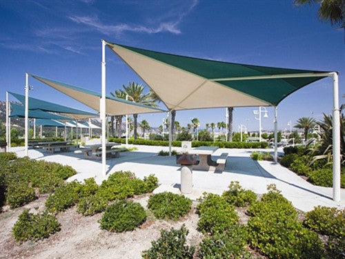 Wave Shade Structure with 4 Posts